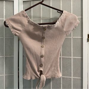Derek Heart neutral color top size S